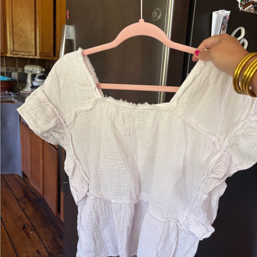 C&C California Cream Ruffled Blouse